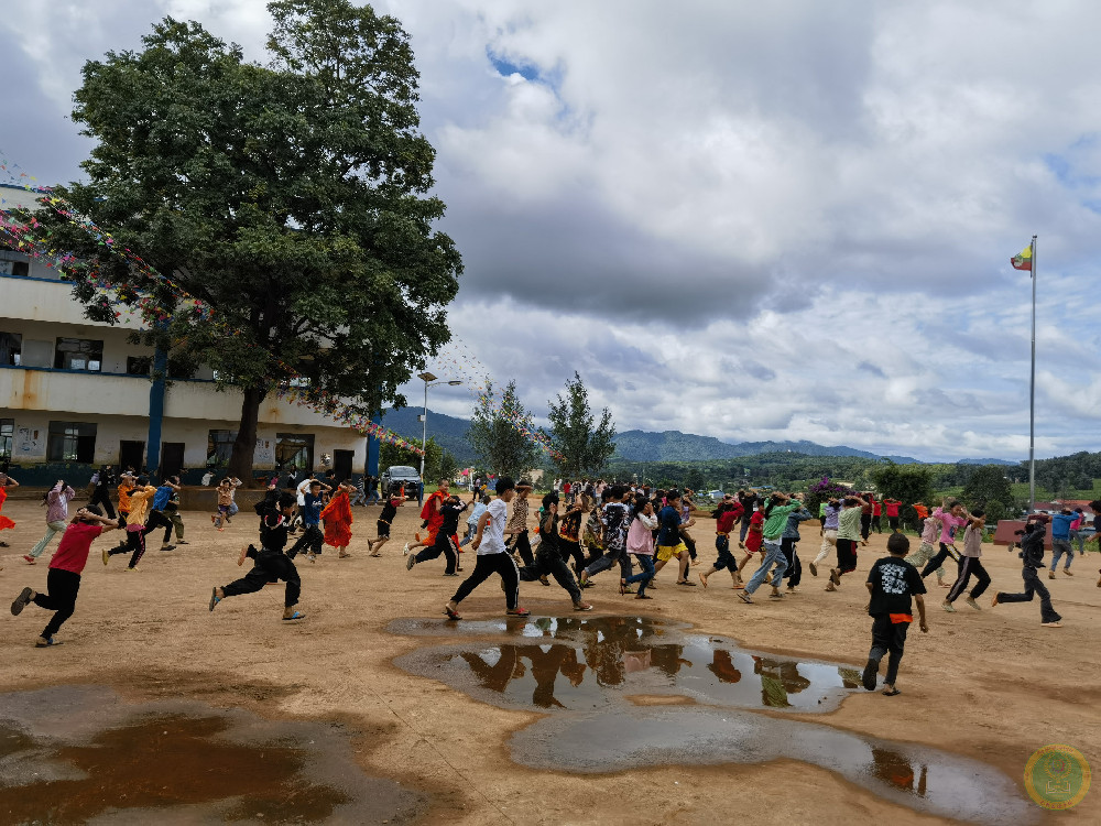 Jumping Life, Spar···